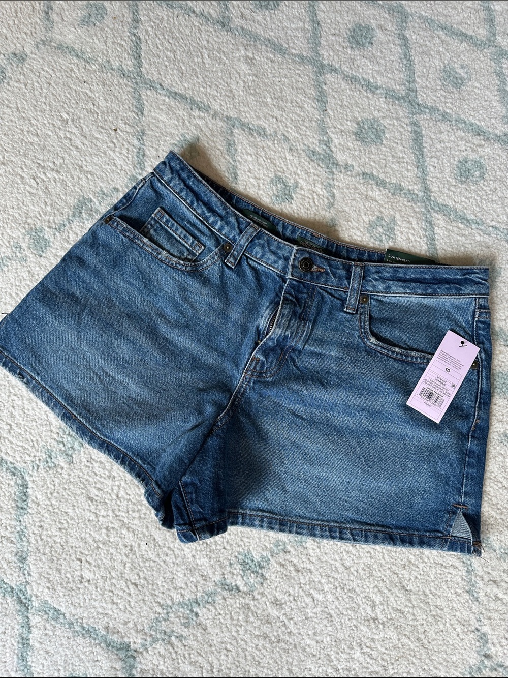 Wild Fable Denim Mid-Rise Blue Women’s Shorts size 10